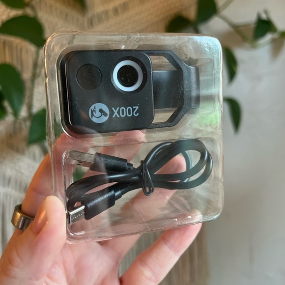 200x Smartphone Microscope with CPL – Clip-On HD Lens Macro Camera Attachment - Picture 3 of 8